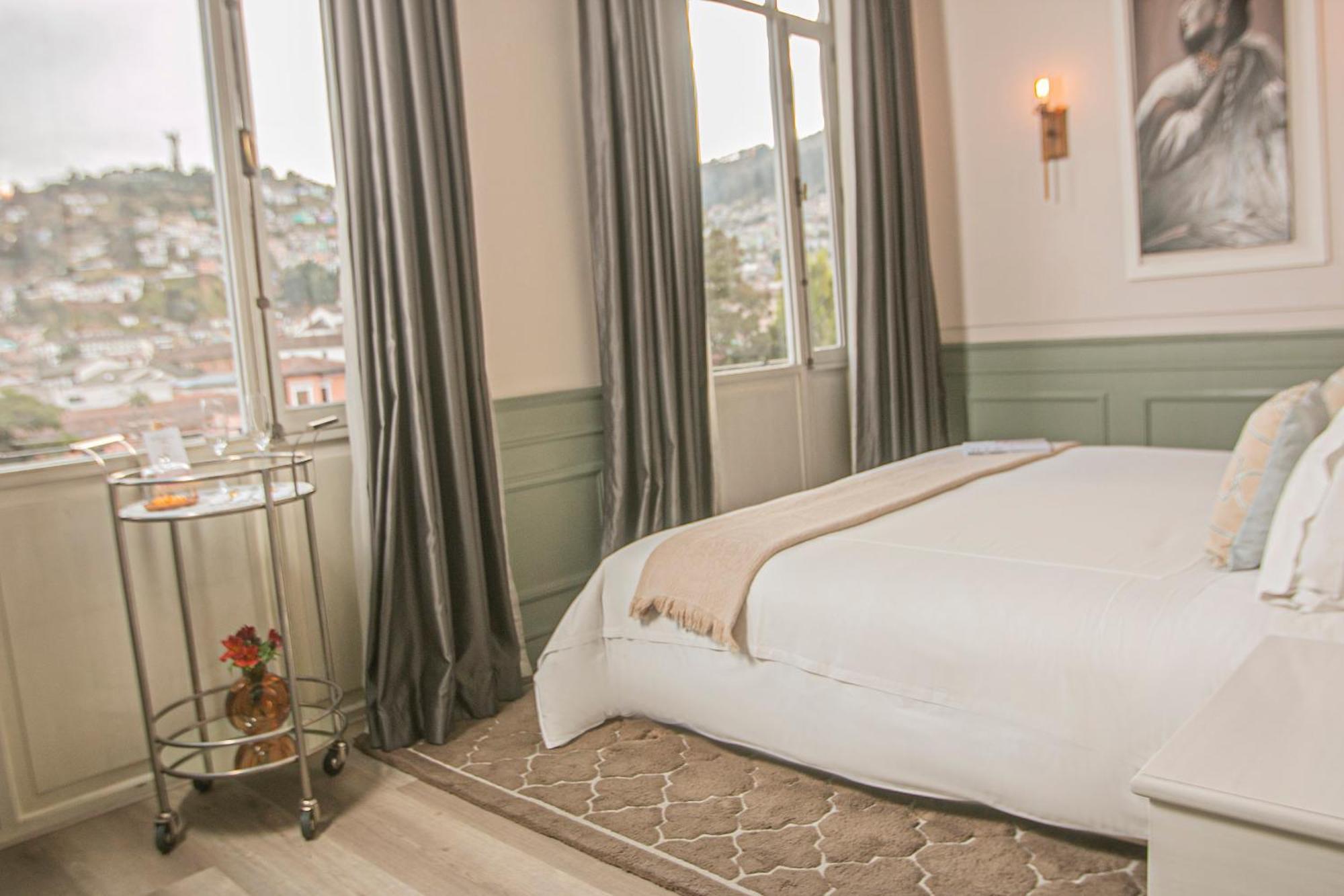 Illa Experience Hotel Quito Exterior photo